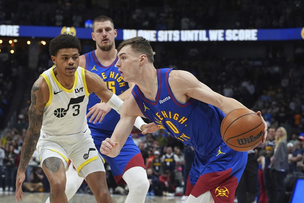 露了两个信 露了两个信